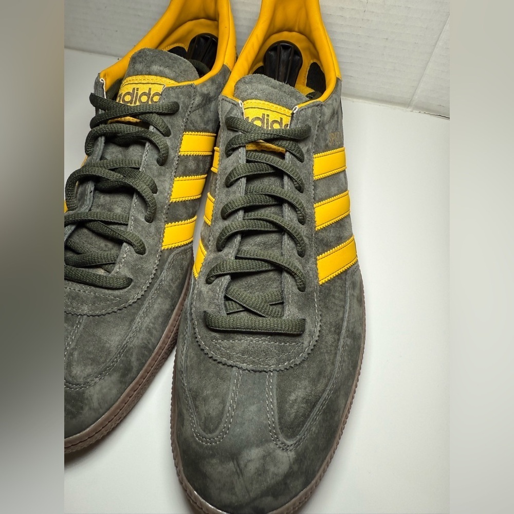 🔥RARE Adidas Handball Spezial Night Cargo Tribe Yellow Adidas - Picture 10 of 16